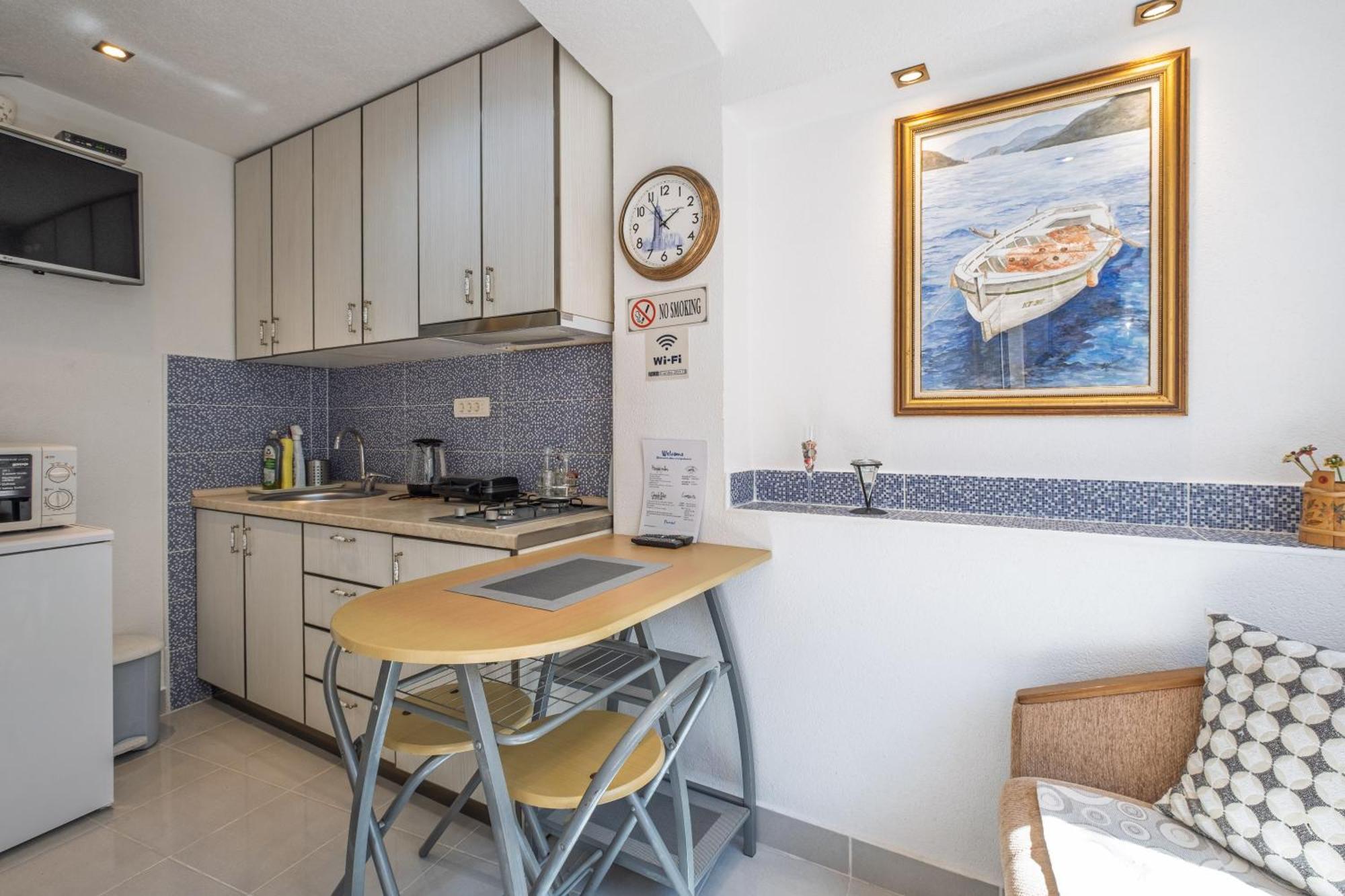 Bluemarine Rooms & Apartments Perast Bagian luar foto