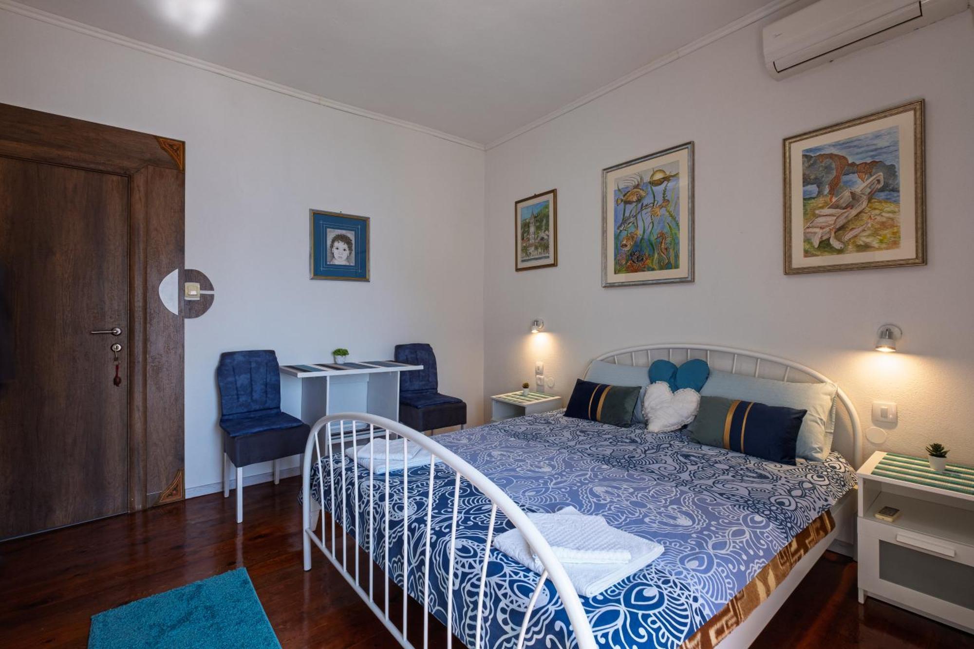 Bluemarine Rooms & Apartments Perast Bagian luar foto